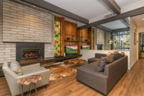 Tamarisk MidCentury Modern Walk To Main Street And Slopes Breckenridge